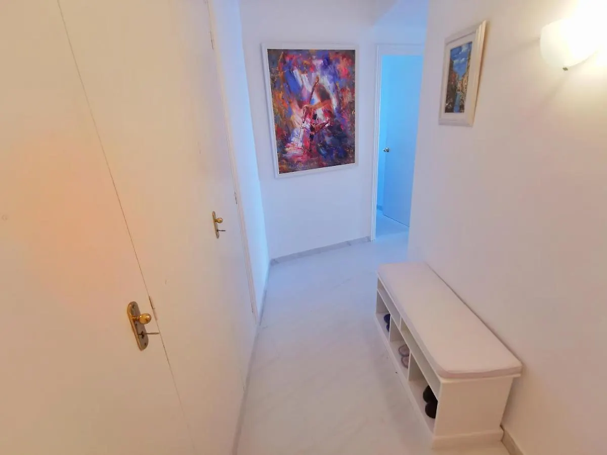 Spacious Seafront Apartment Platja d'Aro