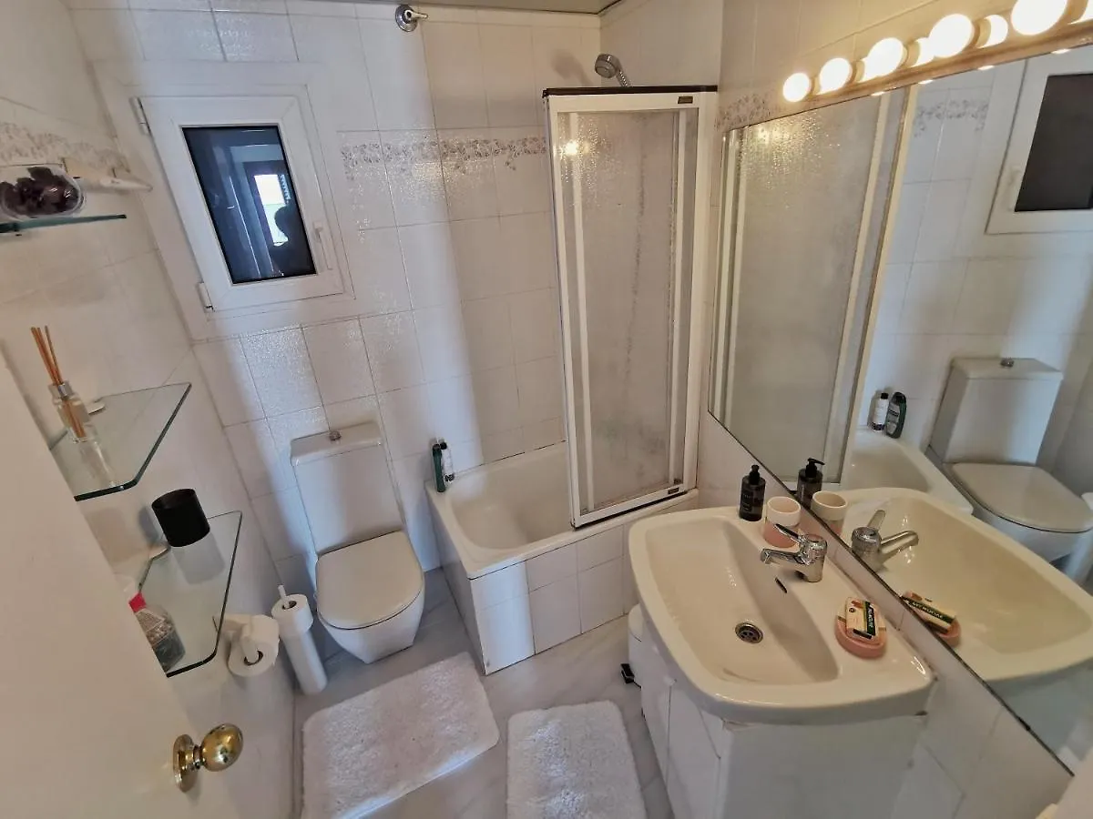 Spacious Seafront Apartment Platja d'Aro 0*,