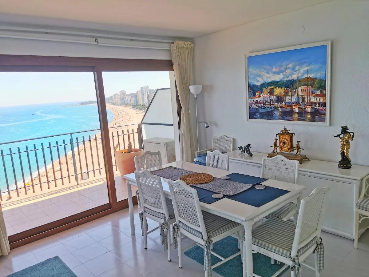 Spacious Seafront Apartment Platja d'Aro Spain